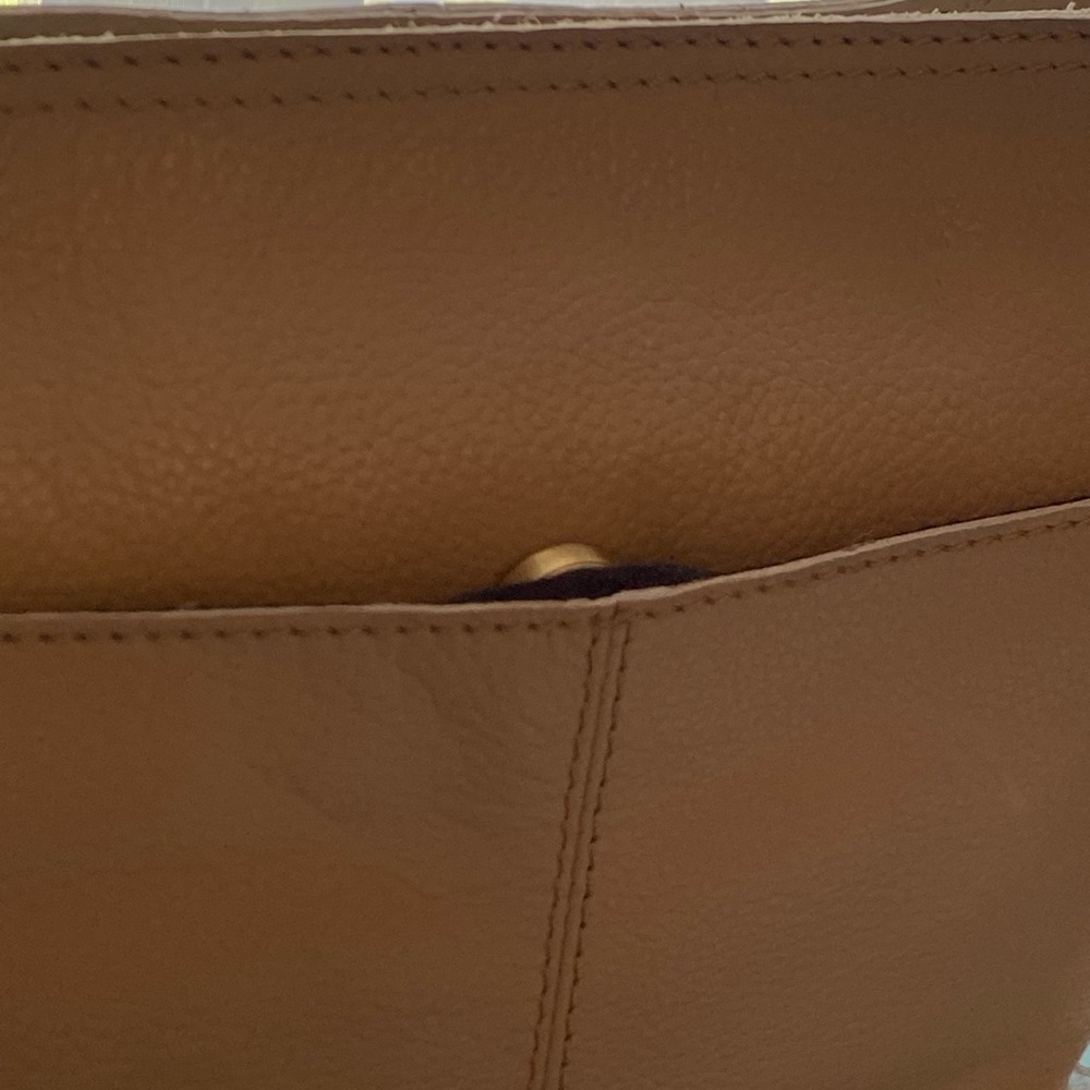 Born Crossbody Leather Bag Dove NWT - Picture 6 of 15